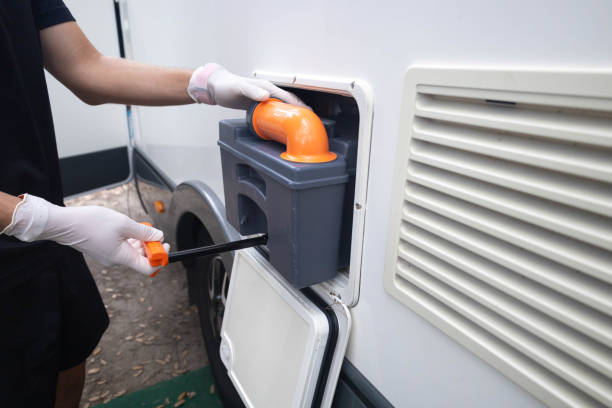 Best Sanitation services for porta potties  in Bondurant, IA